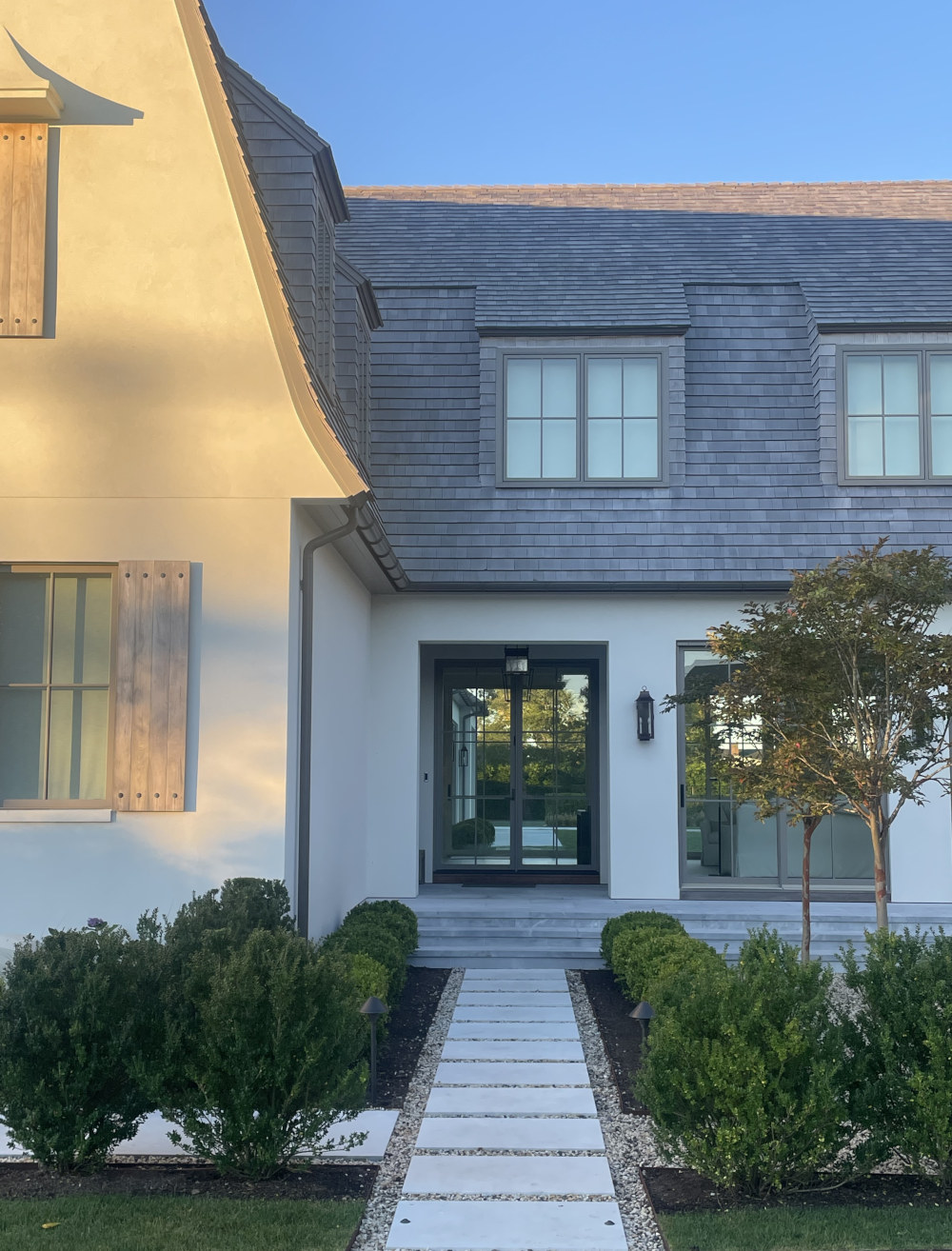 shingle stucco entry path