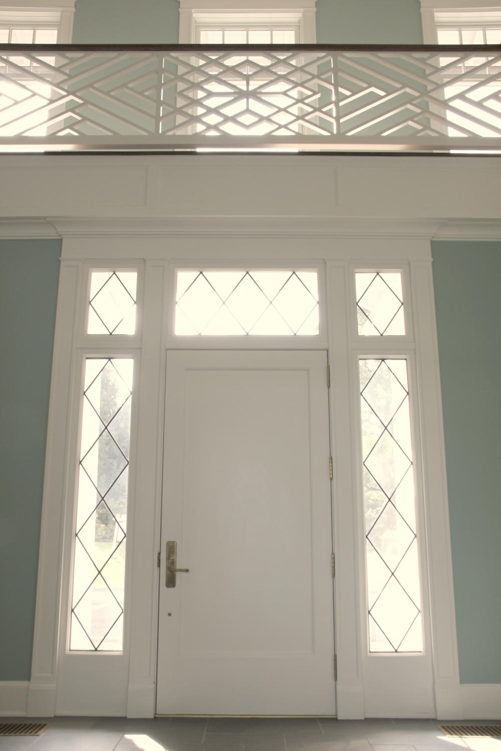 entry chippendale railing