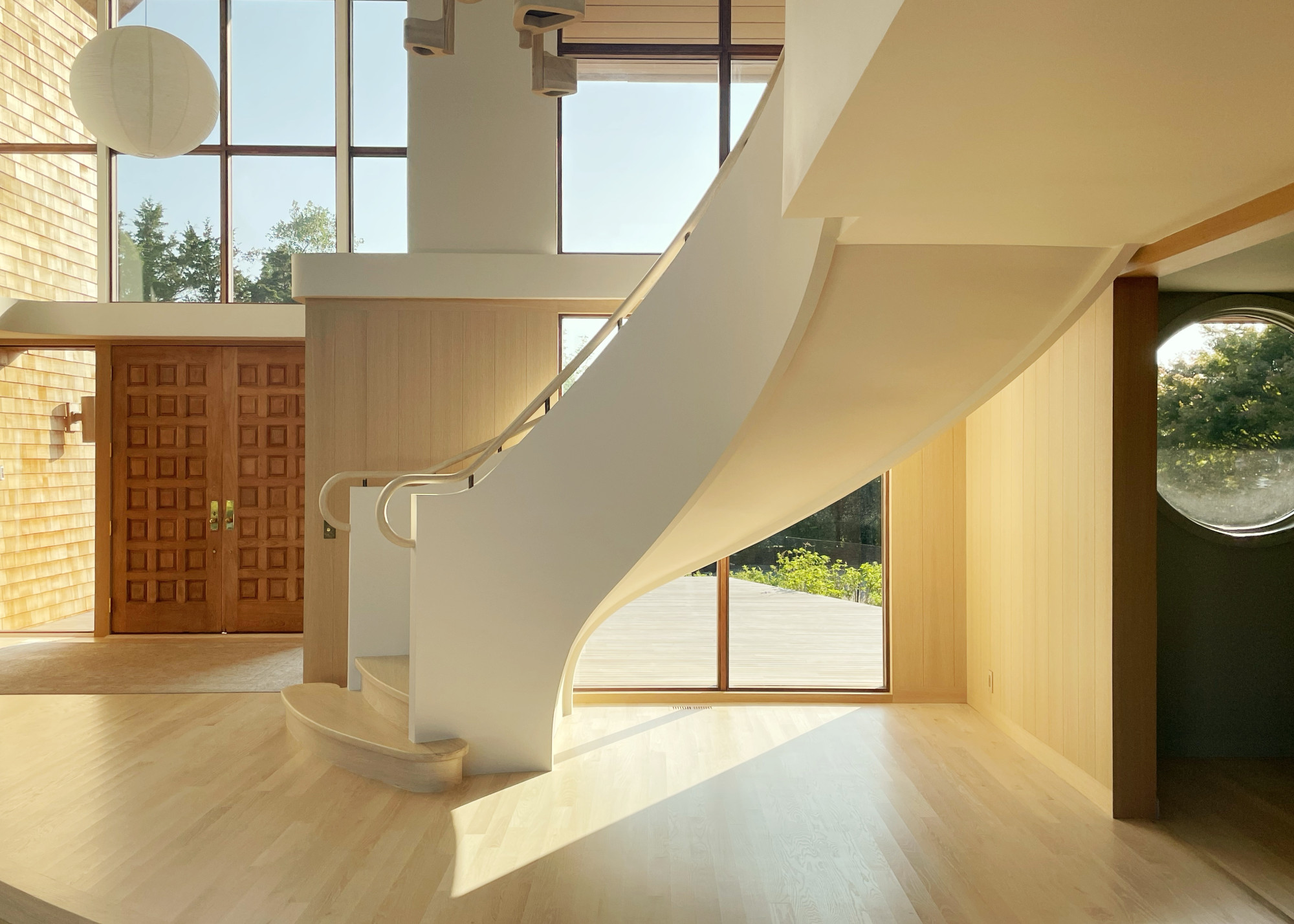 hamptons modern stair